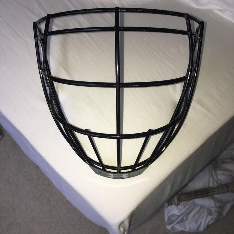 Under Armour CSA CLA Box Cage Face Mask with Chin Strap SOLD Lacrosse Helmets SidelineSwap
