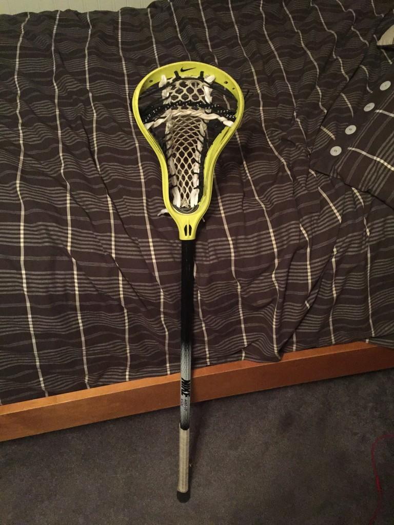 Custom strung Nike aero 10 complete stick SidelineSwap