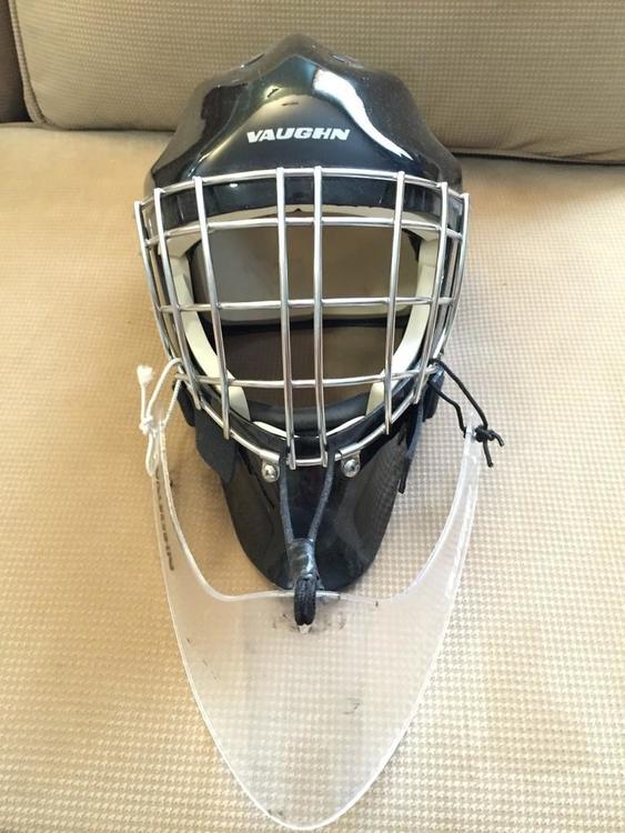 Vaughn VM 8800 Senior Goalie Mask SOLD Hockey Goalie Masks