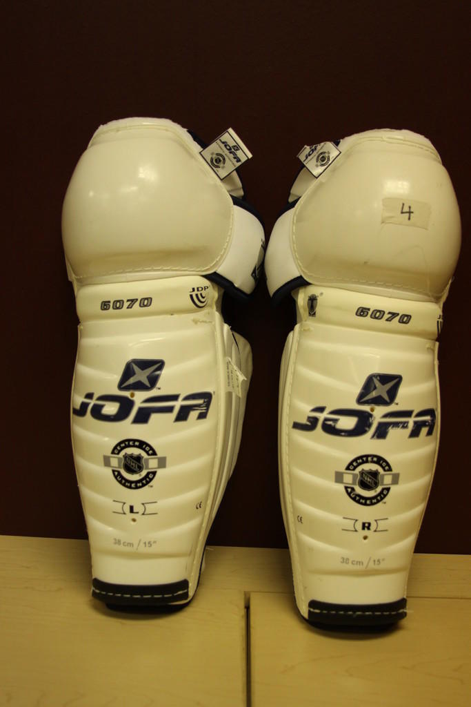 (SG4) 15" Jofa 6070 Shin Guards SidelineSwap
