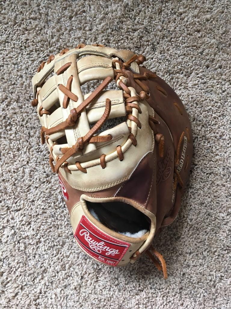 Pro Preferred First Base Glove (For Lefthanded Thrower) SidelineSwap