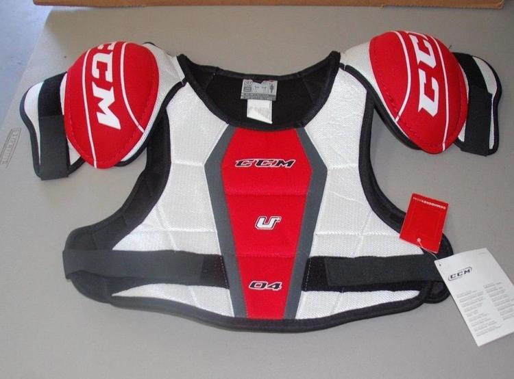 CCM U+ 04 Youth and Junior Shoulder Pads All Sizes 5026 Hockey