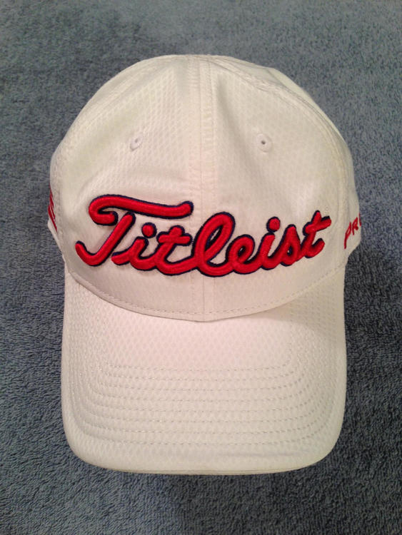 titleist flag hat