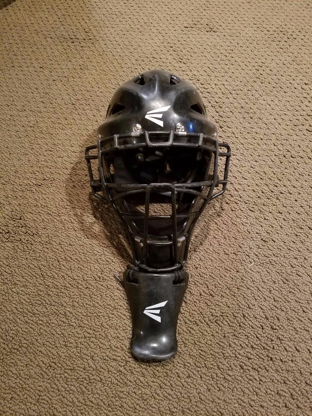 Easton Catcher's Mask Intermediate Size SidelineSwap