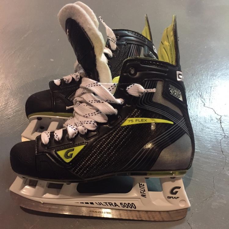 graf ultra 9035 size 7 hockey skates sidelineswap hockey skates size 7