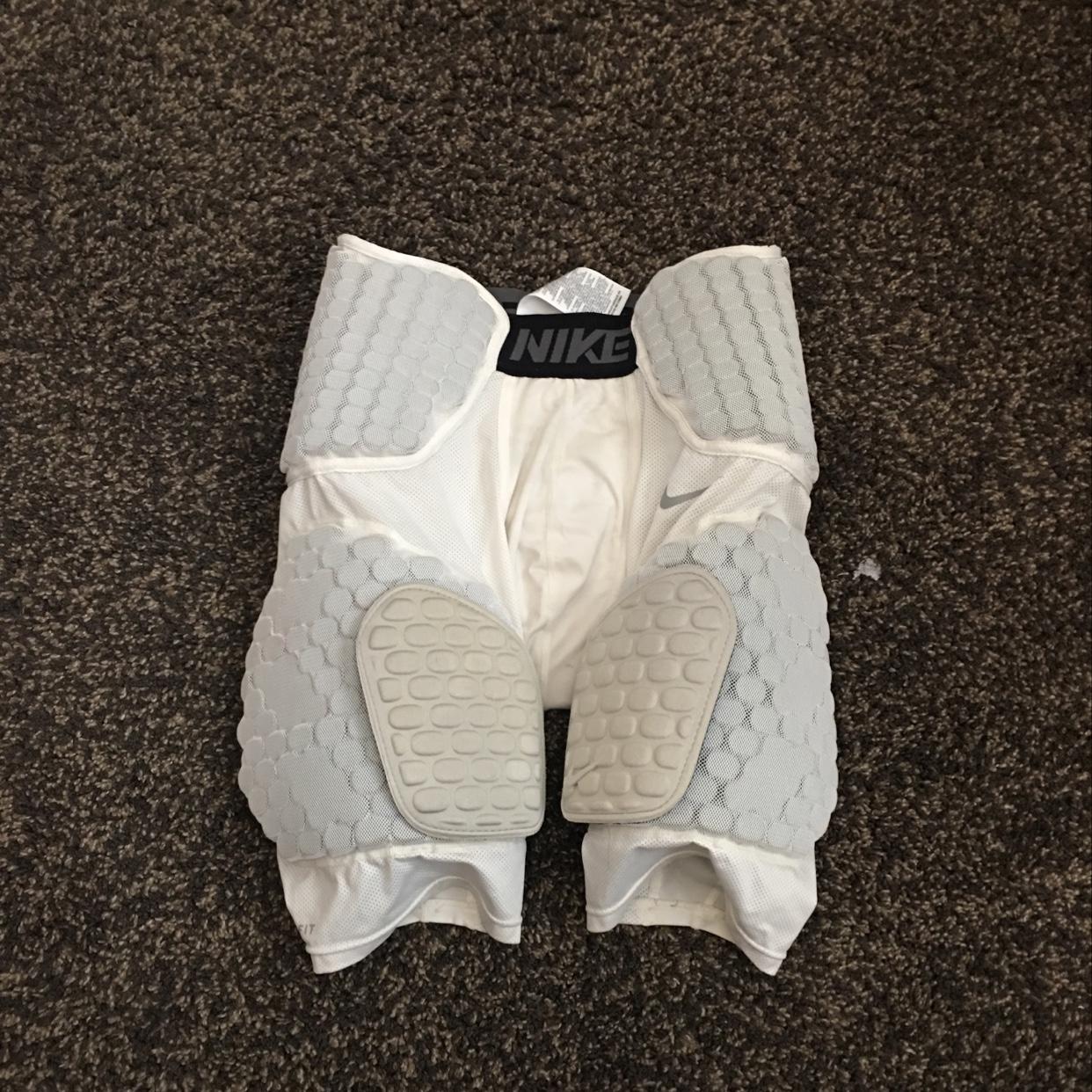 Nike Pro Combat Girdle SidelineSwap