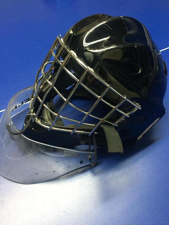 Sportsmask goalie mask with itech dangler SOLD Hockey Goalie Masks