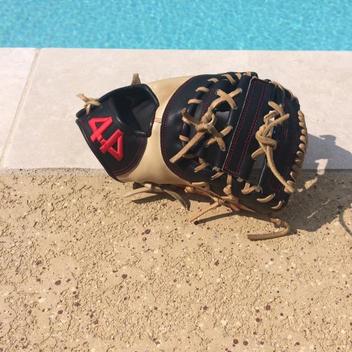 44 pro gloves first base