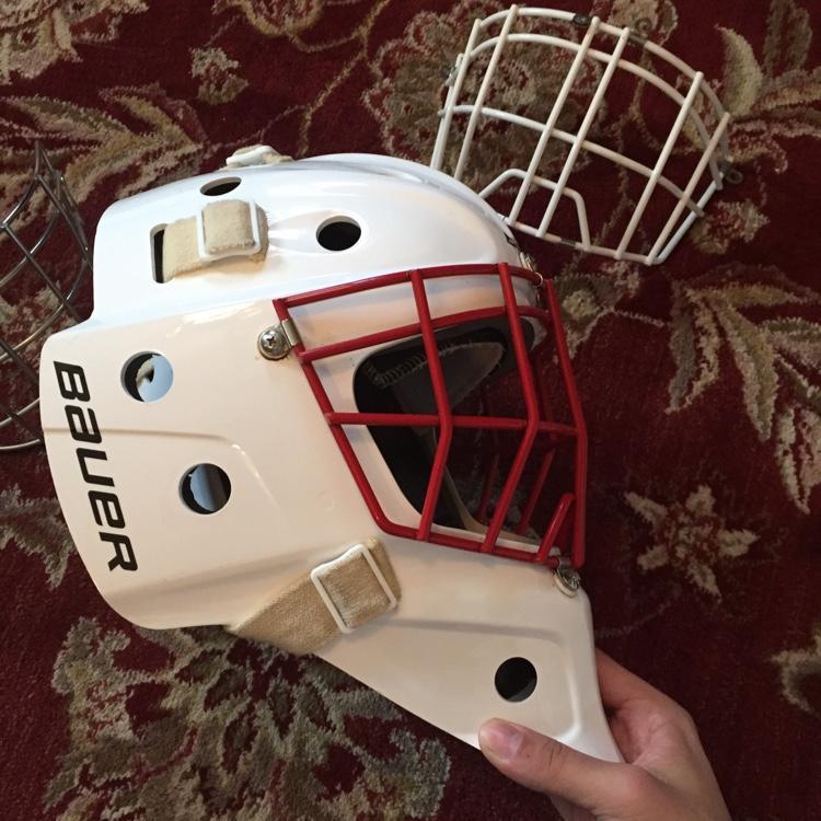 Bauer Profile 940x Size M/L w/red cheater cage SOLD Hockey Goalie