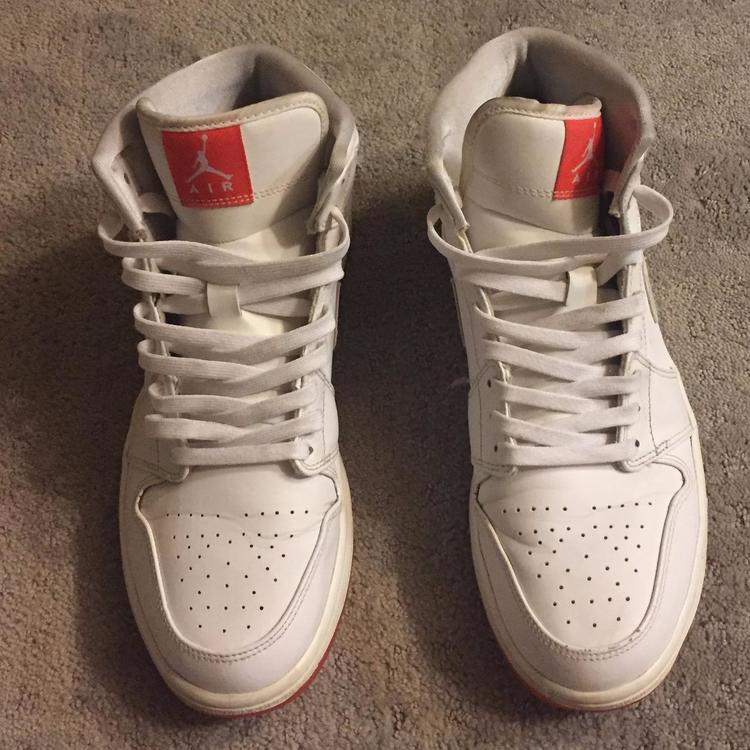 air jordan white orange
