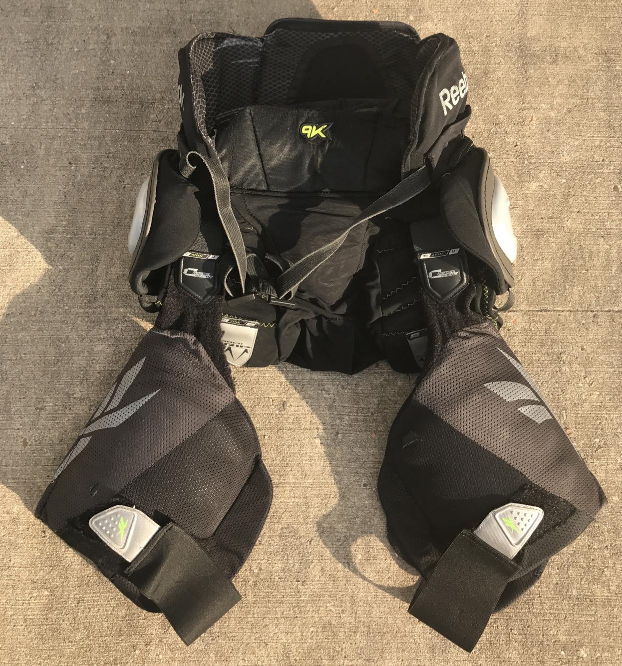 Reebok 9K Pro Stock Hockey Pants Girdle Medium Black 9139 SidelineSwap