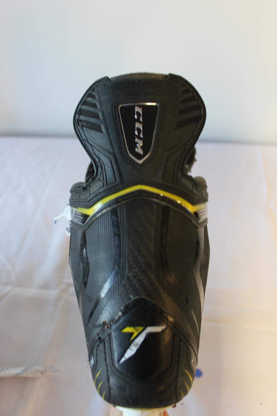 CCM tacks Attack Frame 8 3/4D Pro Stock Skates item SK44 SidelineSwap