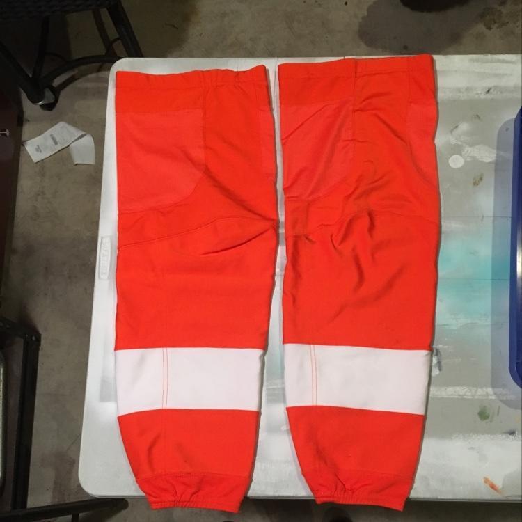 reebok philadelphia flyers luke schenn 22 game worn hockey socks flyers hockey socks