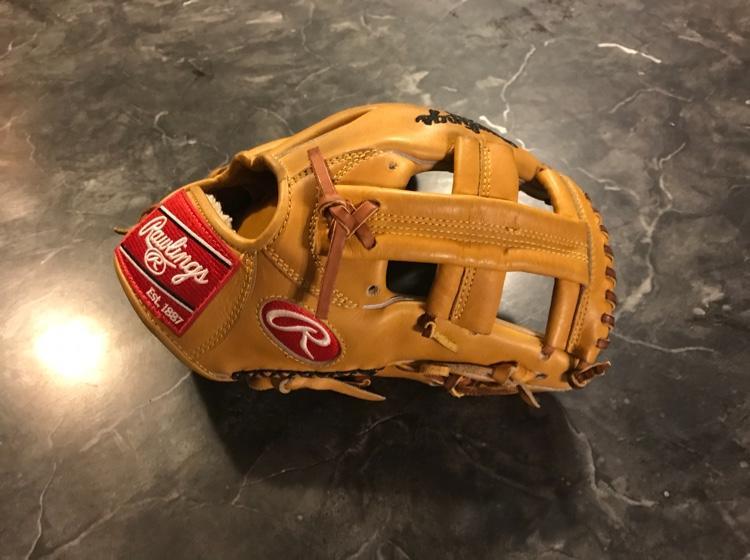 red adidas football gloves