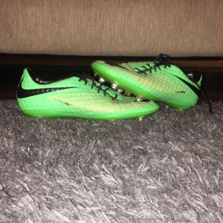 plastic studs for soccer cleats