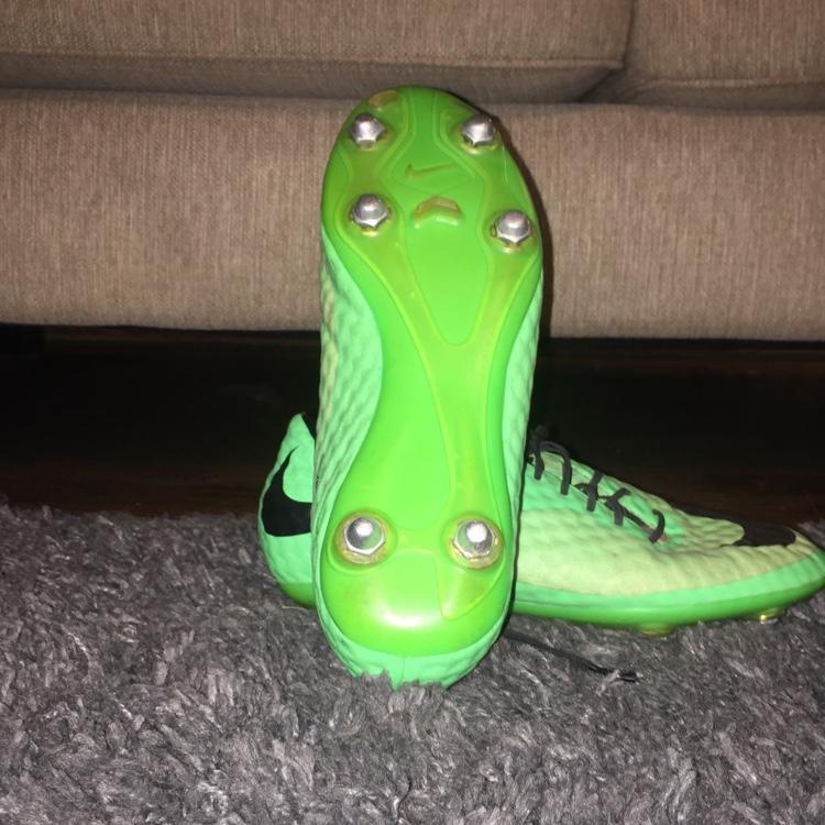 plastic studs for soccer cleats