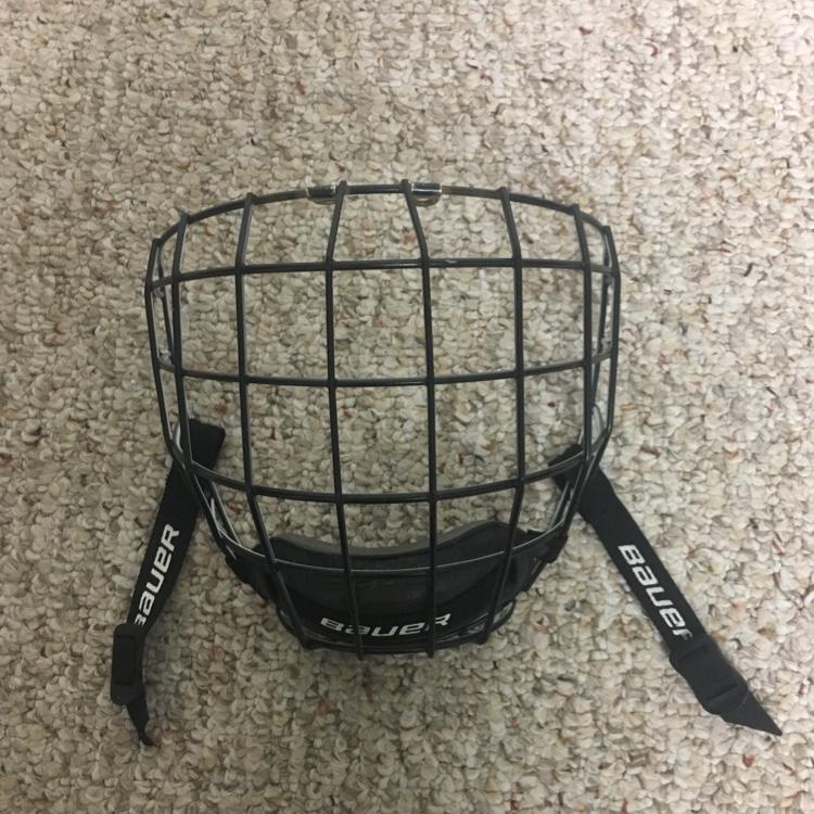 Bauer Profile II Oreo Cage SidelineSwap