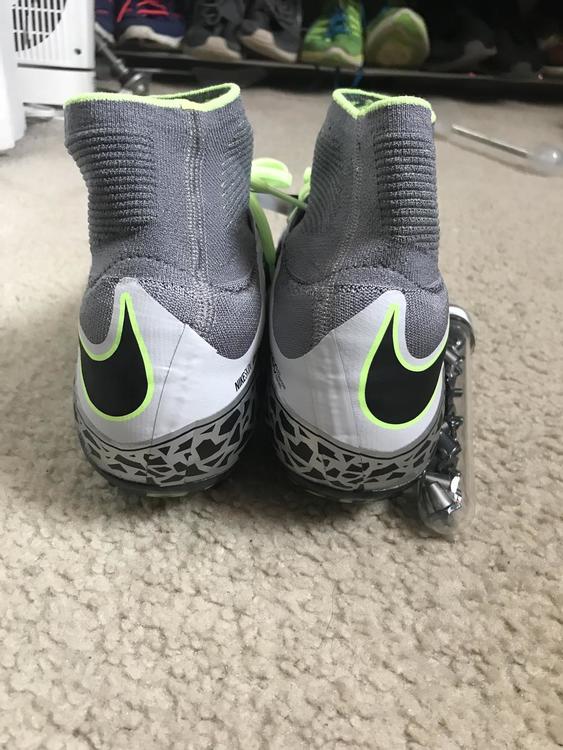 the hypervenom phantom best soccer cleats from nike