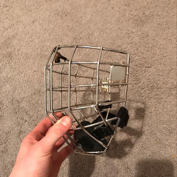 CCM FM 480 Chrome Cage Medium (RARE) SOLD Hockey Cages, Visors