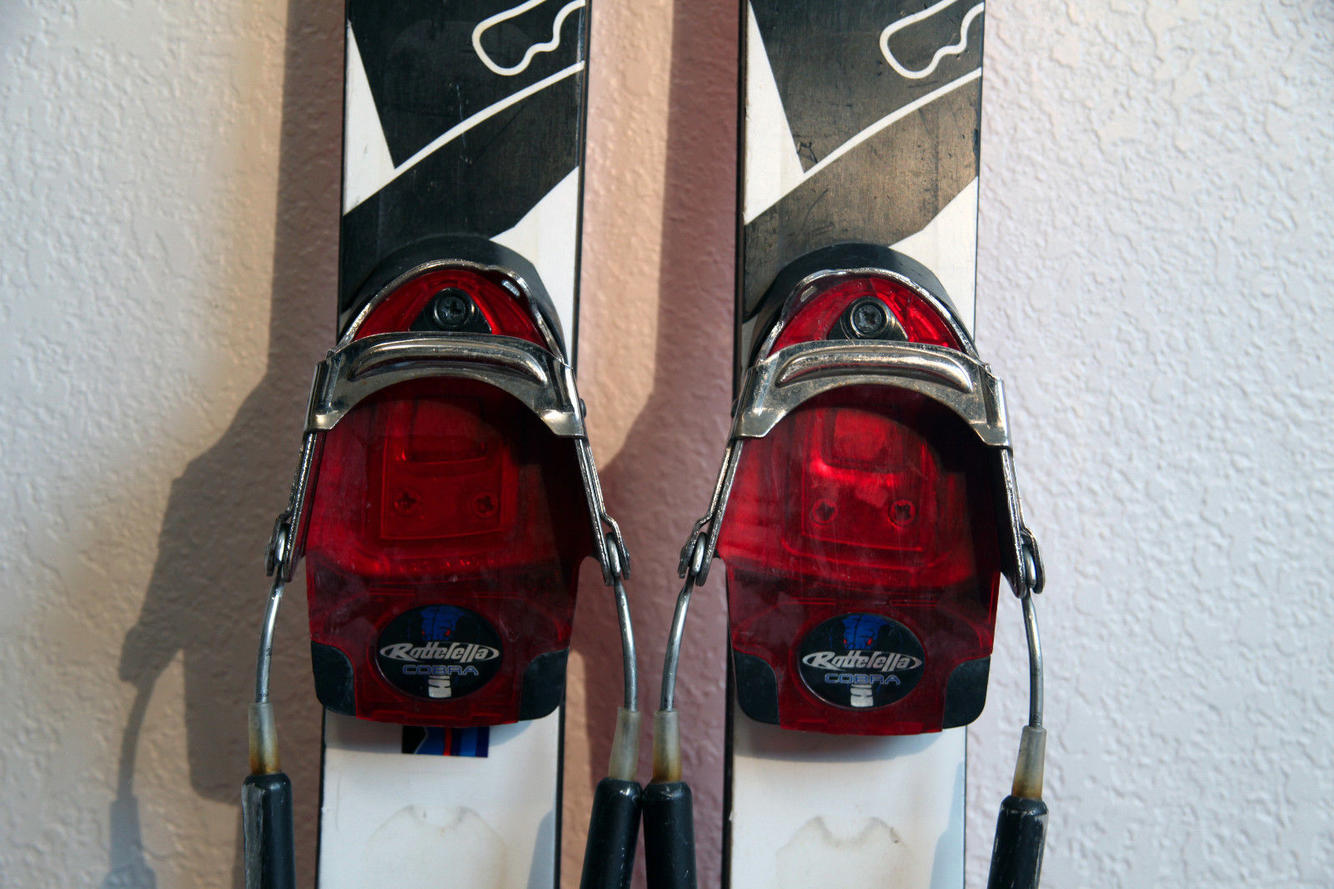 K2 Public Enemy Twin Tip Park Skis 169 cm. Rottefella Cobra Telemark