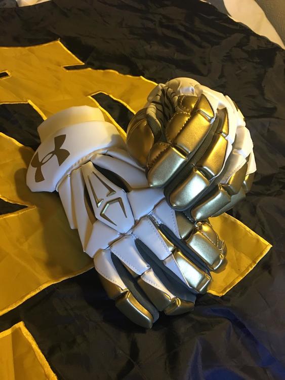 Under Armour Notre Dame Team Issue 2018 Gold/White Command Pro 2 SOLD Lacrosse Gloves
