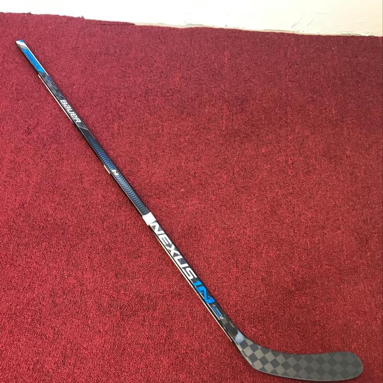 Bauer New LH Stick P91 87 Flex NCAA Return ItemYS929 Hockey Sticks