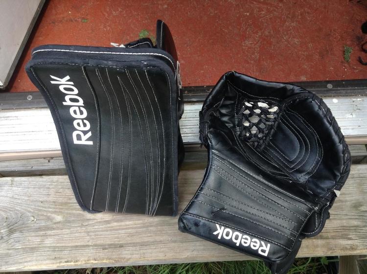 Reebok PREMIER 18K Goalie Glove & Blocker Regular Intermediate SOLD