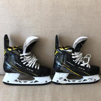Used Hockey Skates >> Hockey Skates Buy And Sell On Sidelineswap Used Hockey Skates >> Hockey Skates Buy And Sell On Sidelineswap