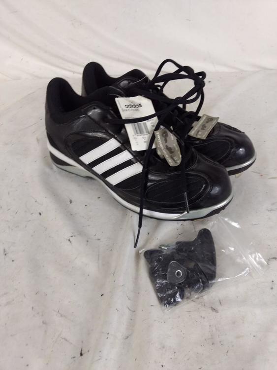 interchangeable baseball cleats