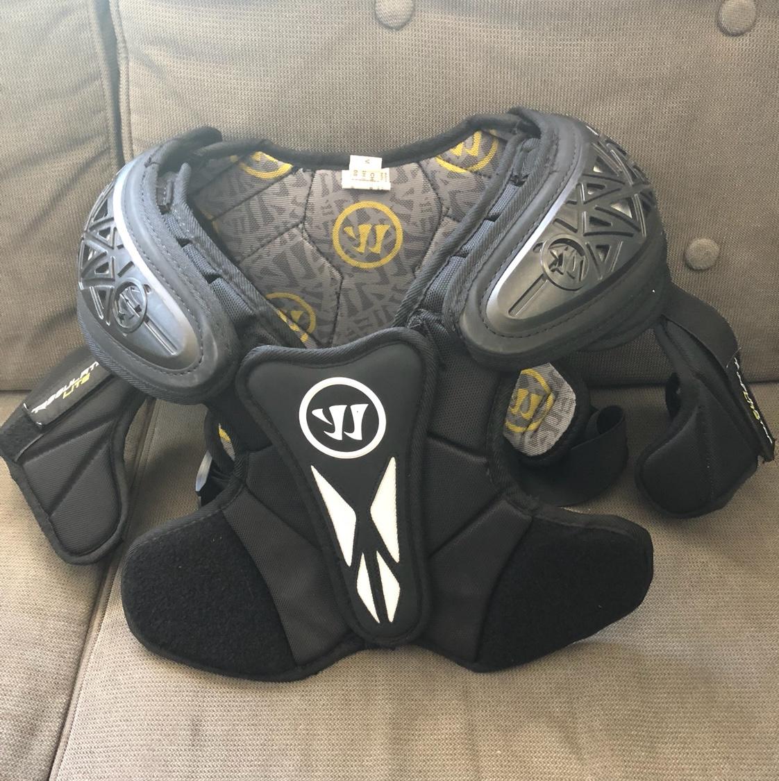 Lacrosse WARRIOR Regulator Lite Youth Med Shoulder Pads SidelineSwap
