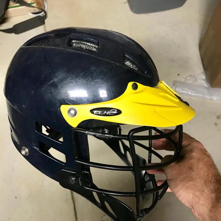 Cascade Helmet Clh2 Navy W Yellow Chin Size Xs Lacrosse Helmets Cascade Helmet Clh2 Navy W Yellow Chin Size Xs Lacrosse Helmets Sidelineswap