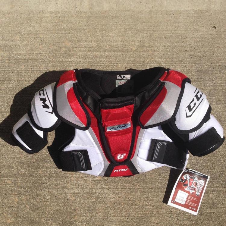 CCM U+ Fit 07 Junior and Senior Shoulder Pads All Sizes Hockey