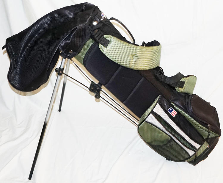 U S Kids Junior Bag Carry Or Stand Green Black Dual Strap Used U S Kids Junior Golf Bag Carry Or Stand Green Black Dual Strap Used