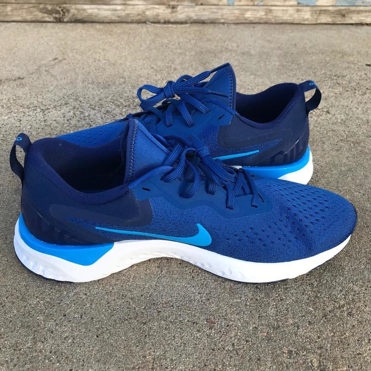 nike odyssey react gym blue