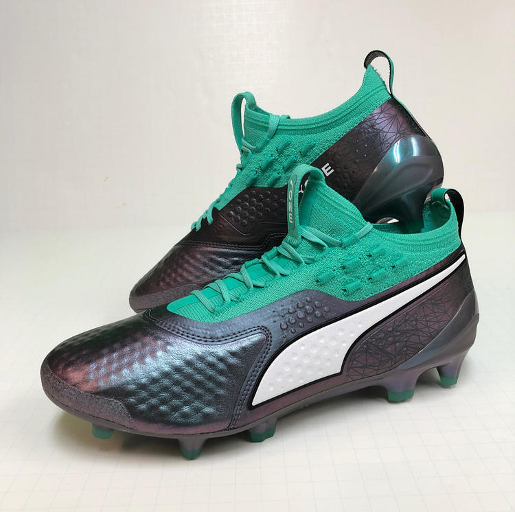 size 7 soccer cleats