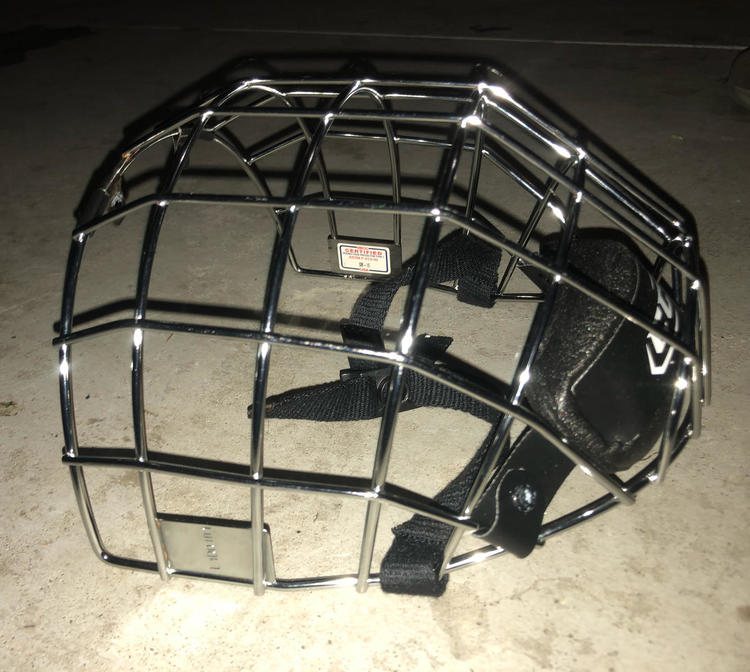 CCM FM480 Chrome Cage (RARE) SOLD Hockey Cages, Visors & Shields