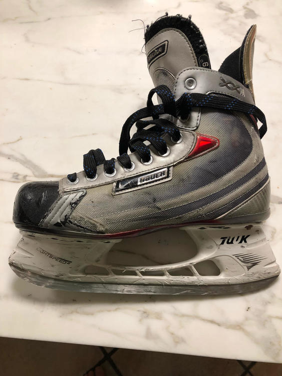 Bauer Vapor XXII Hockey Skates SidelineSwap