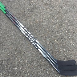 Hockey Stick Details about / Easton Synergy HTX Grip Sr 85 Flex Left Handed - PRO STOCK