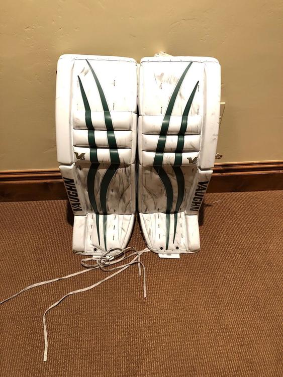 Vaughn Pro Return Stalock V6 Leg Pads Hockey Goalie Leg Pads