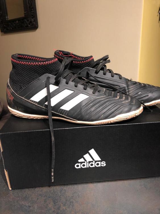 PREDATOR TANGO 18.3 IN J PREDATOR TANGO 18.3 IN J