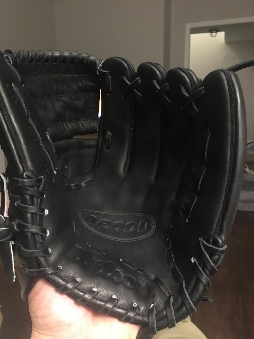 Wilson A2000 Clayton Kershaw Model SidelineSwap
