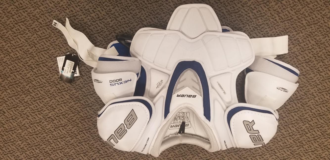 New Bauer Nexus 8000 Shoulder Pads Senior SidelineSwap