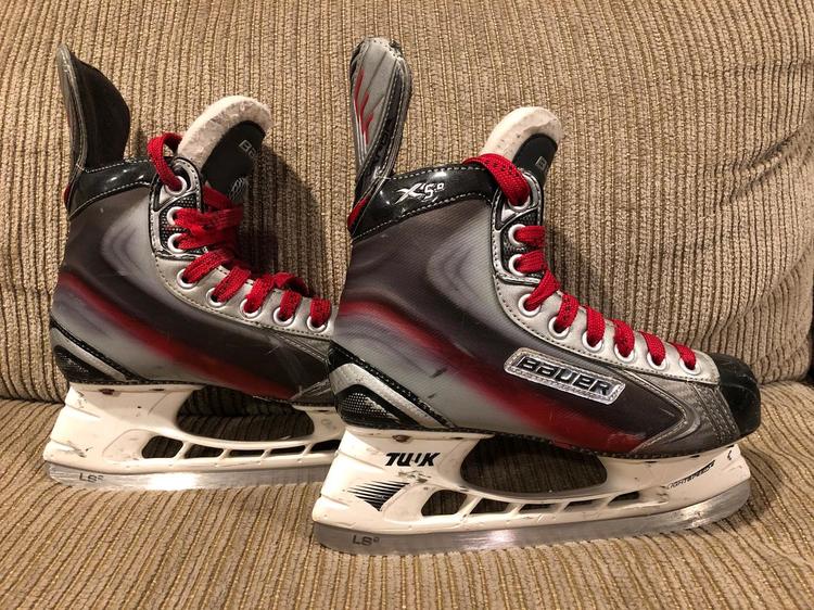 Bauer X5.0 Junior 4 EE Hockey Skates SidelineSwap