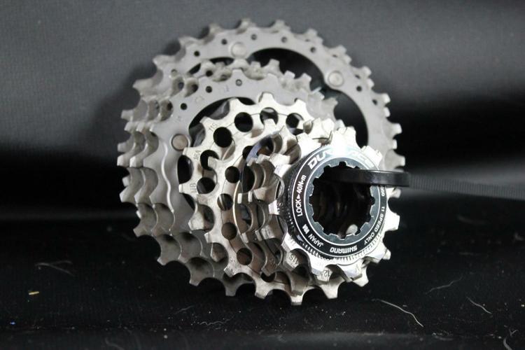 NEW Shimano Dura-Ace 14t 1//8 Track Cog Black