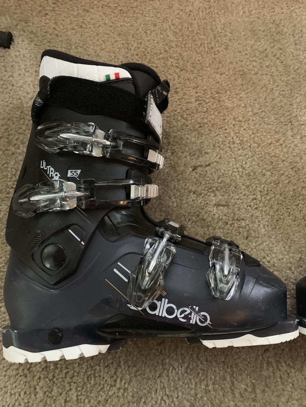 Women’s Dalbello Ultra 55 Ski Boot SidelineSwap