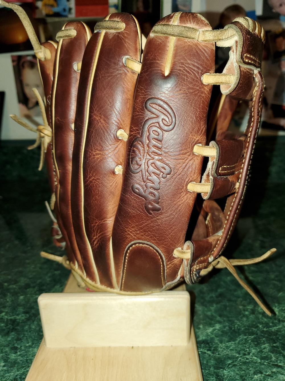 RAWLINGS PRO PREFERRED 12 3/4" HWEB OUTFIELD GLOVE, RIGHT HAND THROW SidelineSwap