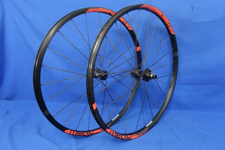 sram roam wheels