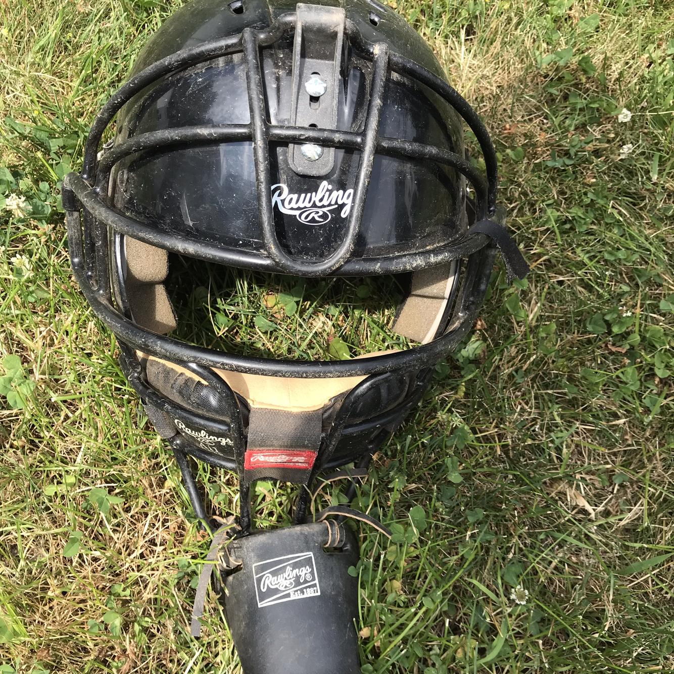 Rawlings Catcher's Equipment Full Set (Including Throat Guard And Knee