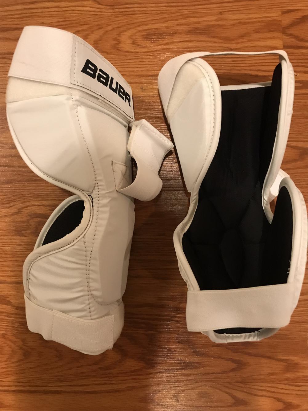 White and Blue RX6 Goalie Leg Pads 26” + 1” Junior with Attachable Knee