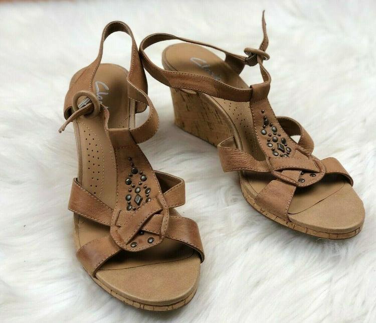 very clarks sandals